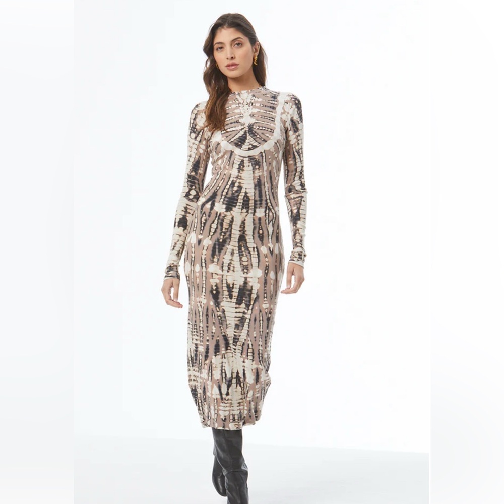 Brand New Never Been worn YFB Dax dress in shiitake nexus wash